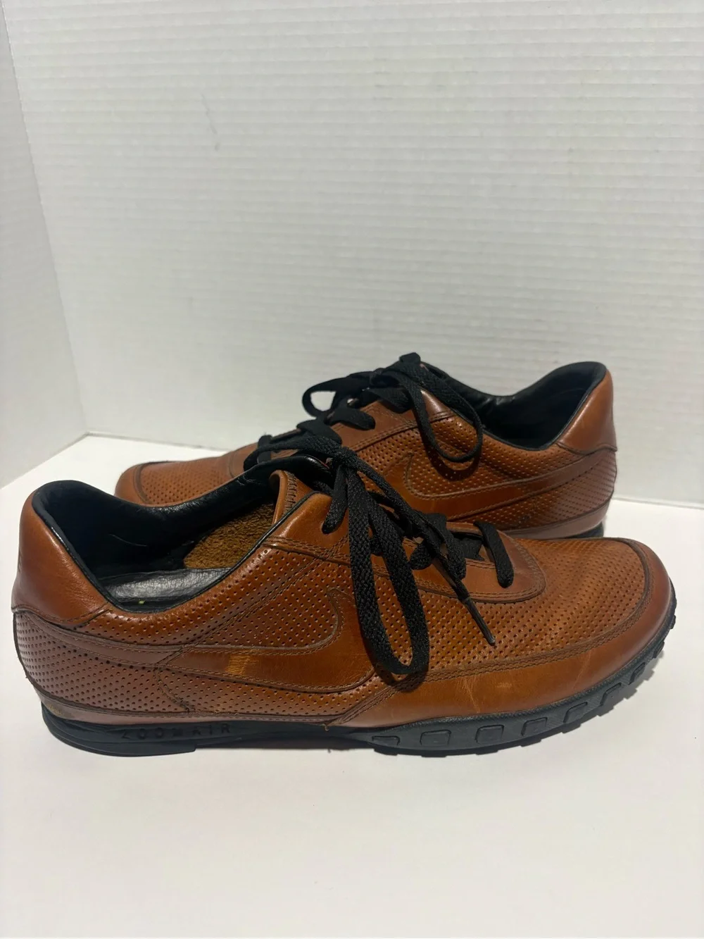 Nike classic brown